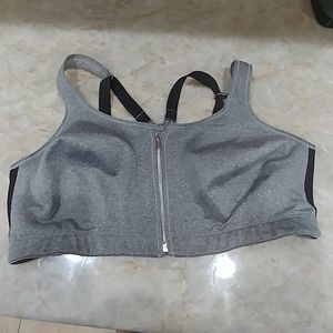 Played 2XL sports bra zip up
